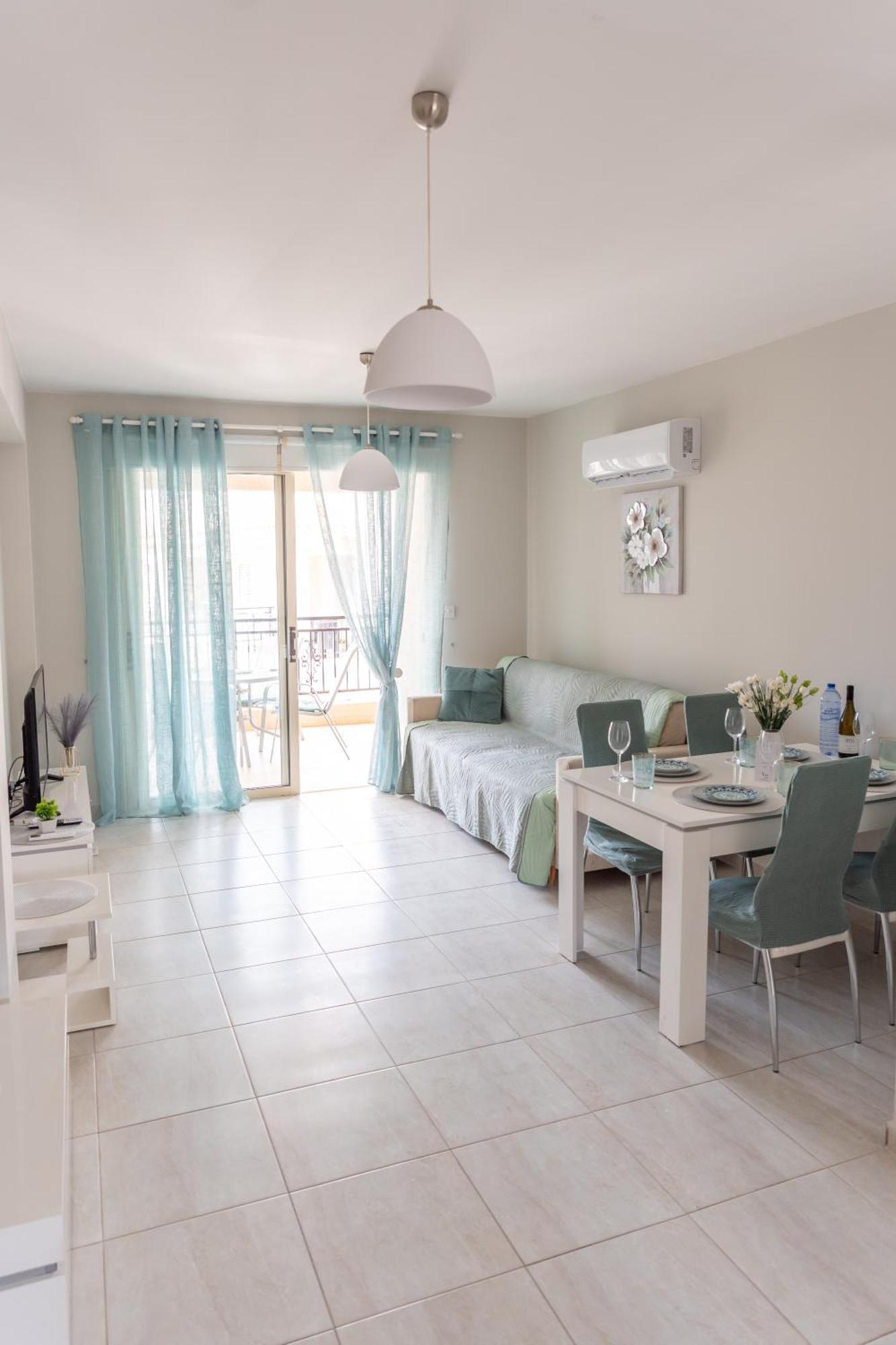 Royal Seacrest А203 Sea View Apartment Paphos Bagian luar foto